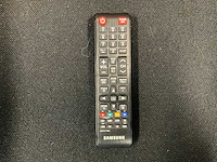 Samsung qm75b digital signage op neomounts vloerstandaard - afbeelding 3 van  7