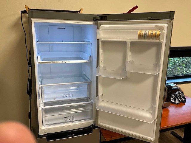 Samsung rb33j3205sa vriezer - afbeelding 6 van  10