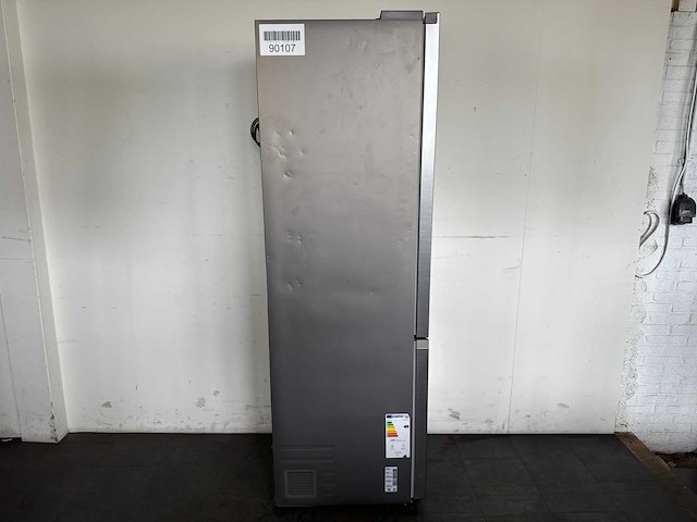 Samsung rb38c603cs9 - koel-vriescombinatie - zilver - 390 liter - energieklasse c - easy clean - afbeelding 3 van  4