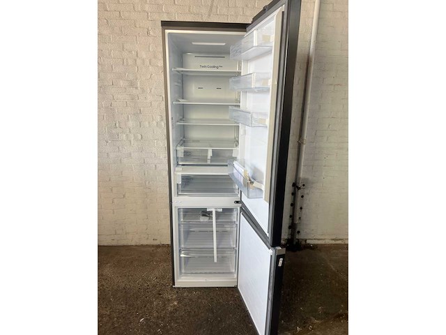 Samsung rb38c607ab1/ef - koel-vriescombinatie - zwart - afbeelding 2 van  4