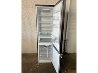 Samsung rb38c607ab1/ef - koel-vriescombinatie - zwart - afbeelding 2 van  4