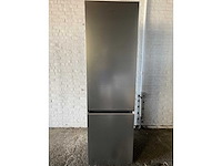 Samsung rb38c607as9 koel-vriescombinatie zilver rvs met wi-fi - afbeelding 1 van  5