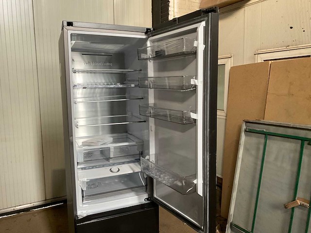 Samsung rb38c7b5ab1 koelkast - afbeelding 4 van  4