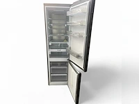 Samsung rb38c7b6as9 koel-vriescombinatie – no frost, 203 cm, 387 liter - afbeelding 7 van  11