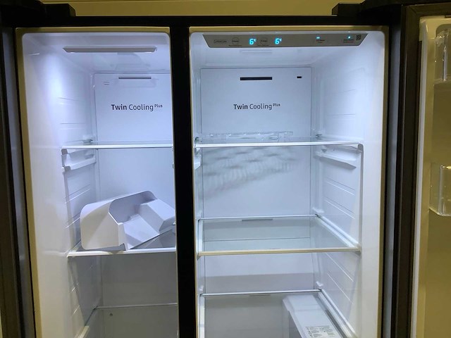 Samsung rs6gn8321b1 koelkast - afbeelding 8 van  9