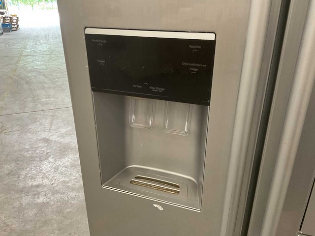Samsung rsa1zhpe amerikaanse koel-/vriescombinatie - afbeelding 2 van  6