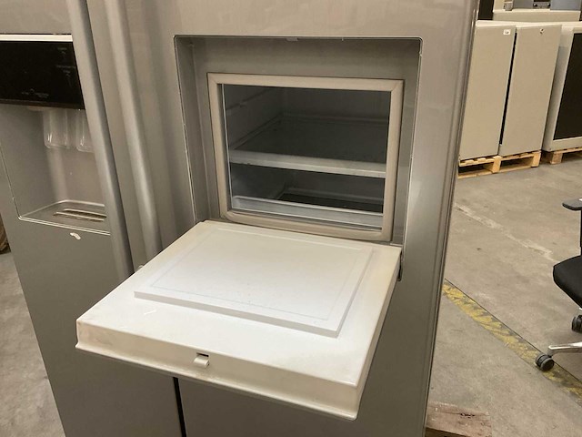 Samsung rsa1zhpe amerikaanse koel-/vriescombinatie - afbeelding 4 van  6