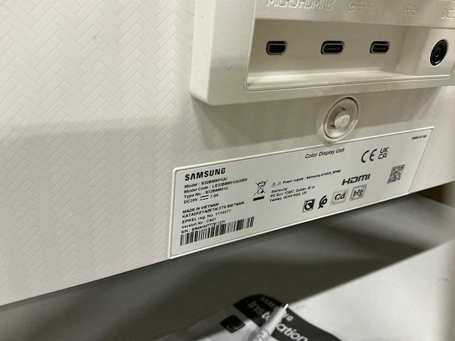 Samsung s32bm801uu monitor - afbeelding 2 van  2
