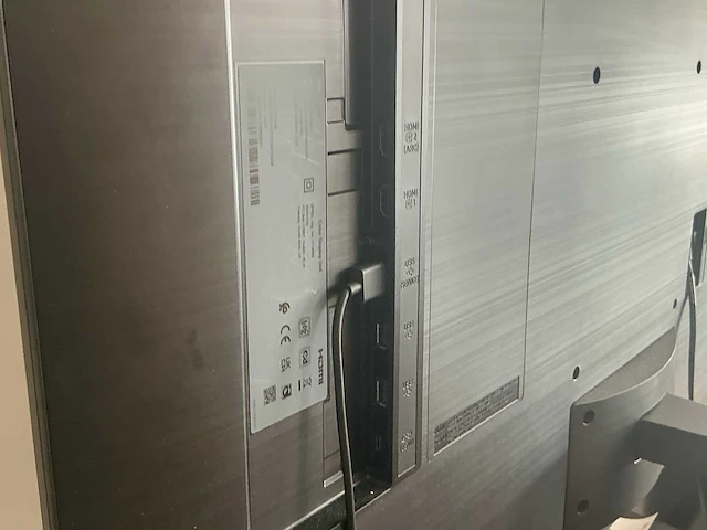 Samsung s43bm700uu 43” televisie - afbeelding 4 van  6