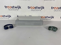 Samsung sp-lsp9tfaxxn beamer | jbl koptelefoon | sony koptelefoon - afbeelding 1 van  1