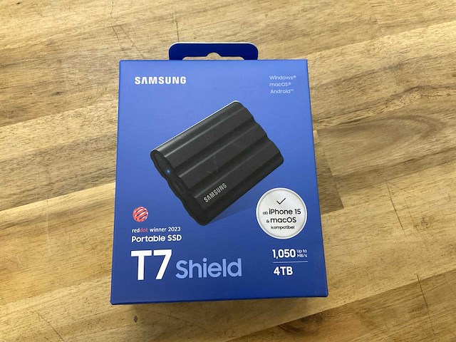 Samsung t7 portable ssd 4tb - afbeelding 1 van  2