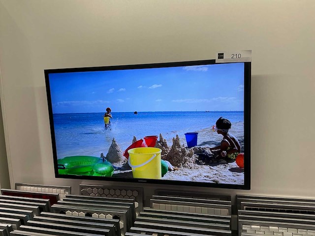 Samsung televisie 33” - afbeelding 1 van  4