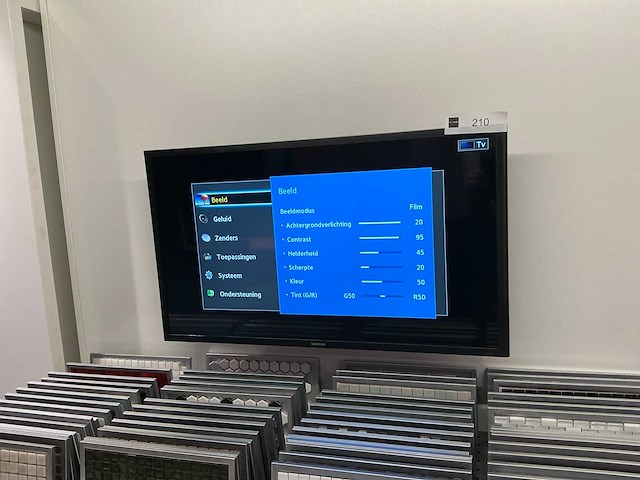 Samsung televisie 33” - afbeelding 2 van  4