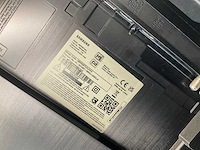 Samsung televisie op verrijdbare standaard - afbeelding 3 van  4