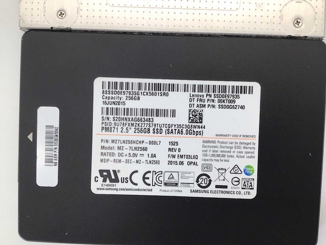 Samsung toshiba 256gb sata ssd interne hardeschijf (2x) - afbeelding 3 van  6