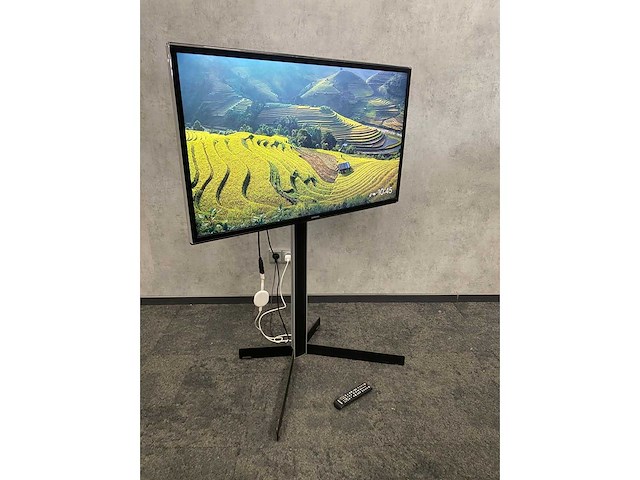 Samsung ue40f6320 - 40" full hd tv op laag statief - afbeelding 10 van  13