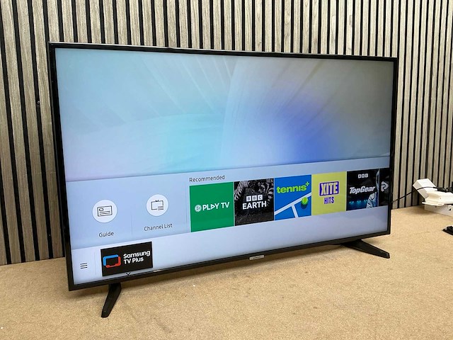 Samsung ue43nu7020wxxn smart televisie - afbeelding 1 van  5