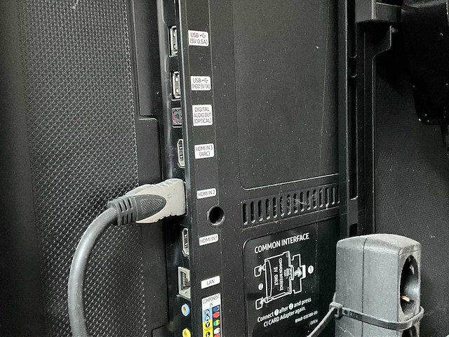 Samsung ue55mu6100w televisie - afbeelding 2 van  4