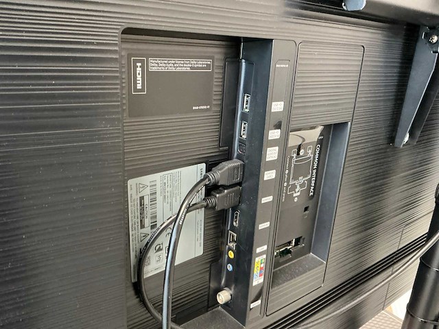 Samsung ue657100w 65” televisie op standaard - afbeelding 5 van  6