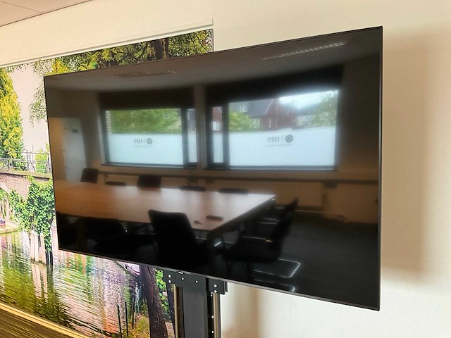 Samsung ue75tu7020w televisie op standaard - afbeelding 5 van  11