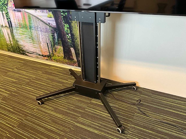 Samsung ue75tu7020w televisie op standaard - afbeelding 6 van  11
