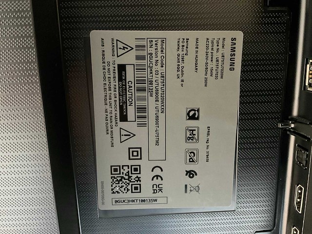 Samsung ue75tu7020w televisie op standaard - afbeelding 9 van  11