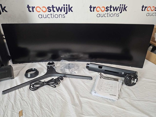 Samsung viewfinity s49a950uip - ultrawide dual quad hd qled - 60hz - 49 inch + soundboks gen 4 - afbeelding 3 van  3