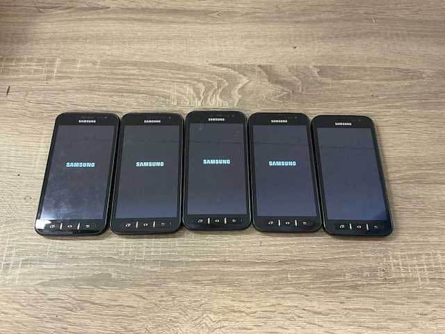 Samsung xcover 4 mobiele telefoon (5x) - afbeelding 1 van  10