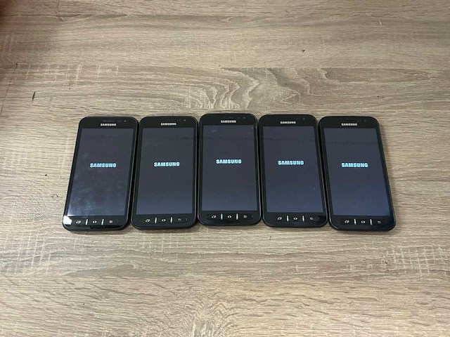 Samsung xcover 4 mobiele telefoon (5x) - afbeelding 4 van  10