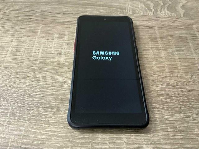 Samsung xcover 5 (64gb) mobiele telefoon - afbeelding 2 van  4