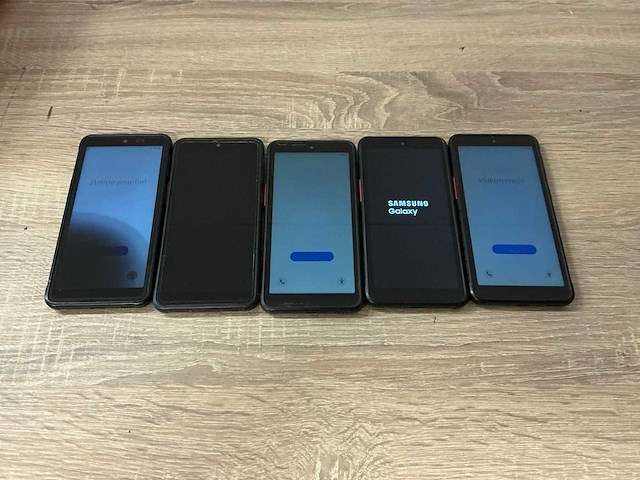 Samsung xcover 5 mobiele telefoon (5x) - afbeelding 1 van  5