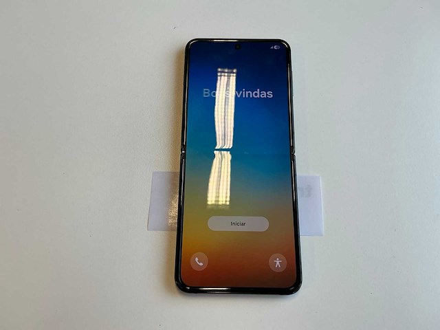Samsung zflip 4 mobiele telefoon - afbeelding 1 van  8