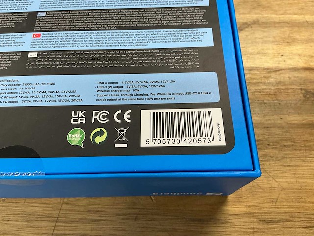Sandberg all-in-1 laptop powerbank 24000 - afbeelding 2 van  2