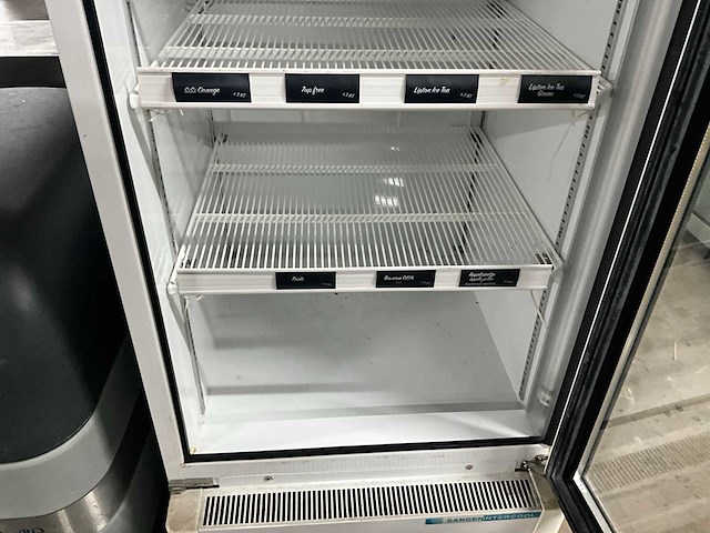 Sanden intercool src-550sax glasdeurkoelkast - afbeelding 7 van  8