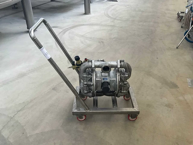 Sandpiper sa2-a pneumatische dubbelmembraanpomp - afbeelding 1 van  5