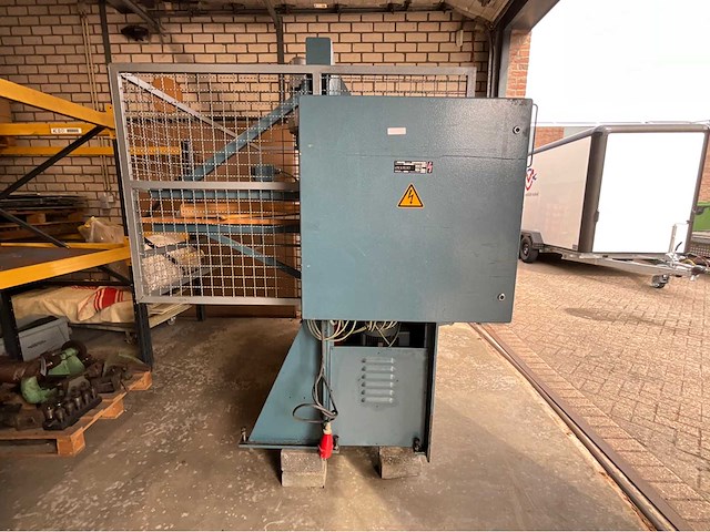 Sandt 530 hydraulische stanspers - afbeelding 5 van  9