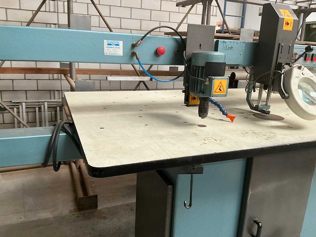 Sandvik automatic jigsaw figuurzaag/boormachine - afbeelding 2 van  9