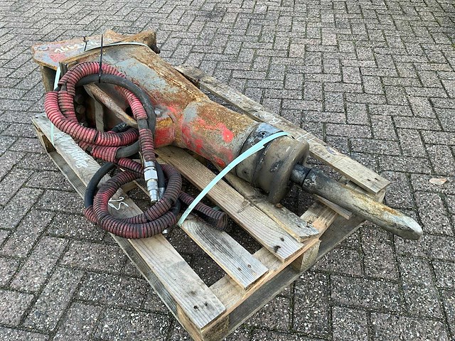 Sandvik br555 hydraulische breekhamer - afbeelding 1 van  5