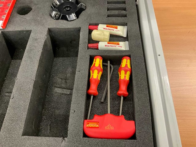Sandvik diverse frezen - afbeelding 12 van  13