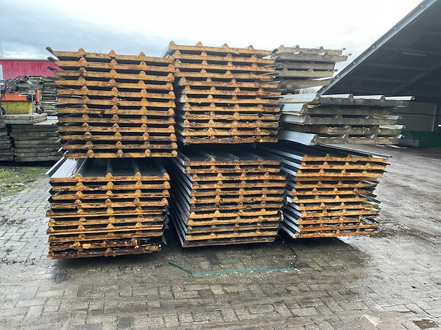 Sandwich dak ecopanelen (313m2) - afbeelding 2 van  4