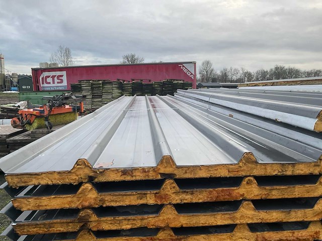Sandwich dak ecopanelen (313m2) - afbeelding 3 van  4