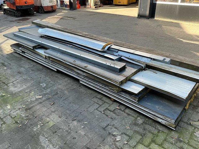 Sandwich panelen diverse bouwmaterialen - afbeelding 4 van  4