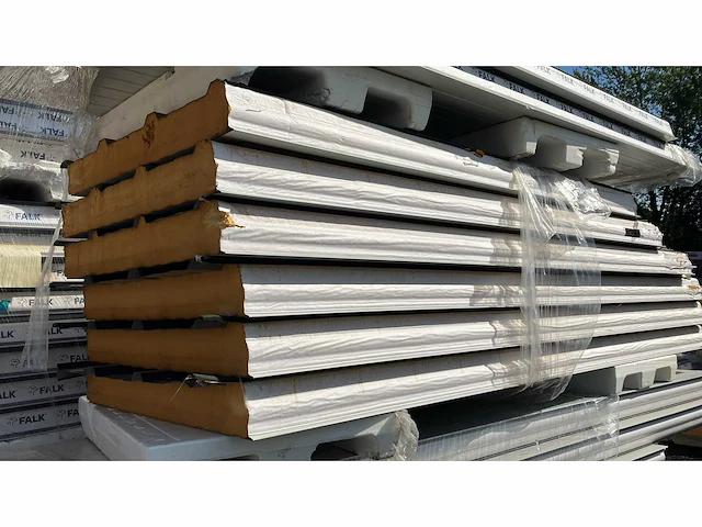 Sandwichpanelen tr3 130/160 - afbeelding 1 van  1