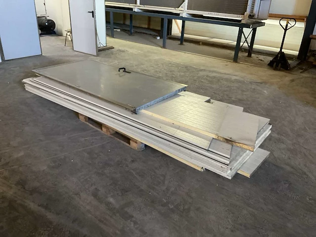Sandwichpanelen - afbeelding 2 van  6