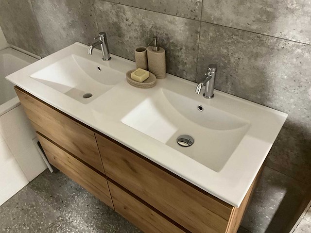 Sanibell basic line badmeubelset - afbeelding 6 van  9