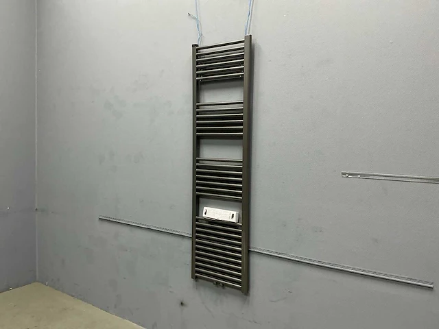 Sanicare - designradiator 160 cm - afbeelding 1 van  11