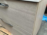 Sanijura design badmeubel met kolomkast spiegelkast en verlichting - afbeelding 6 van  8