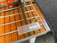 Sanijura spiegelkast met touch verlichting en stopcontact 80x65 cm - afbeelding 1 van  2