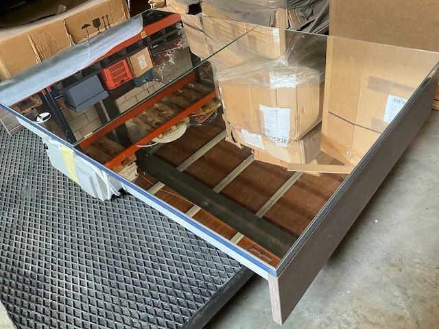 Sanijura spiegelkast met verlichting en stopcontact houtlook 100x65 cm - afbeelding 3 van  11