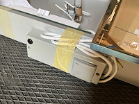 Sanijura spiegelkast met verlichting en stopcontact houtlook 100x65 cm - afbeelding 11 van  11